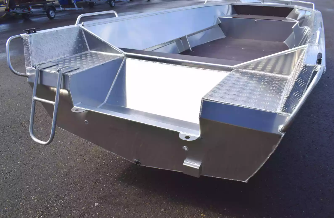 Алюминиевая лодка Неман-500 P в Новоуральске