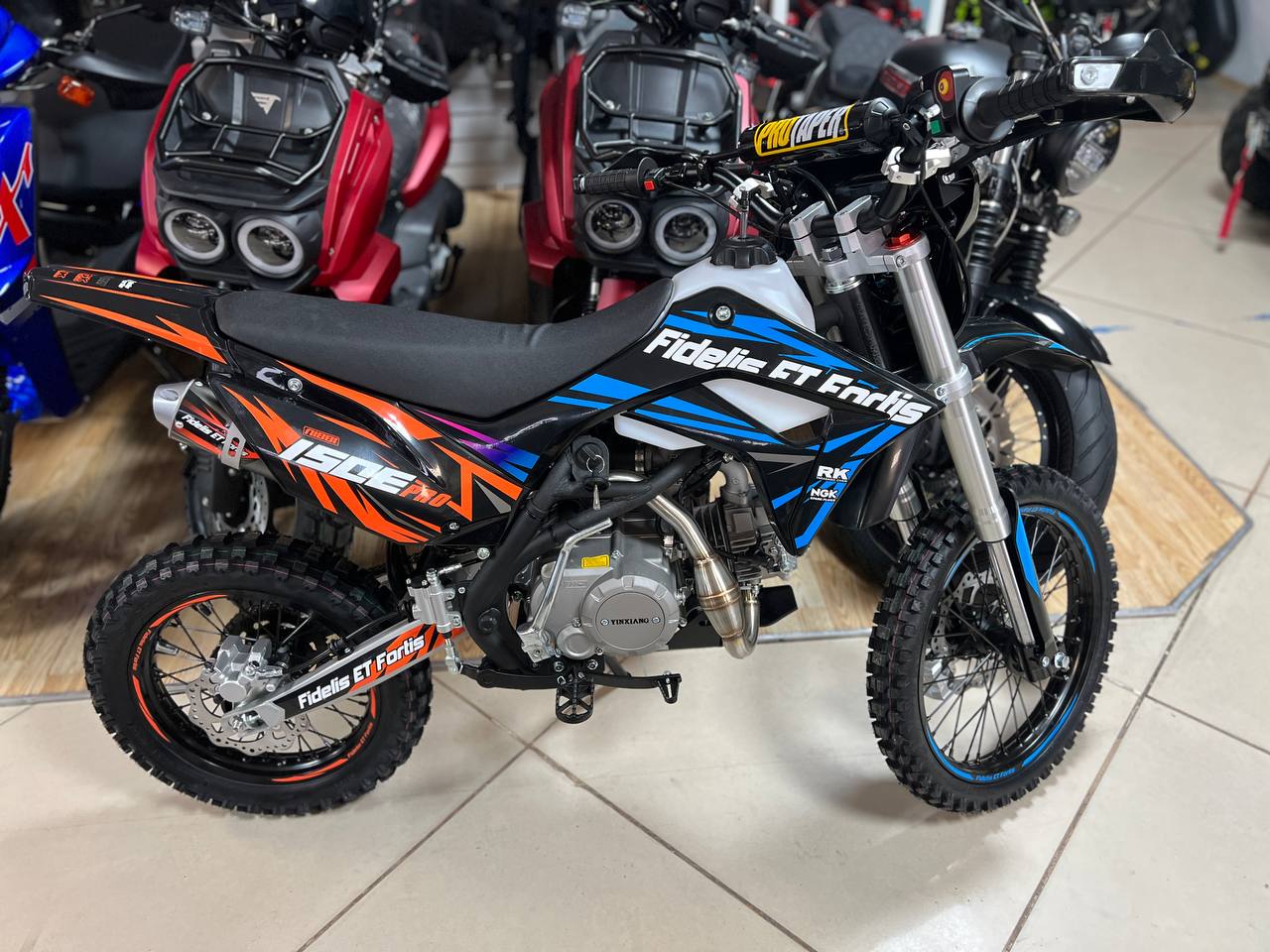 Мотоцикл (питбайк) PROMAX FIDET (ФАЙДЕТ) 190E PRO 17/14 в Новоуральске