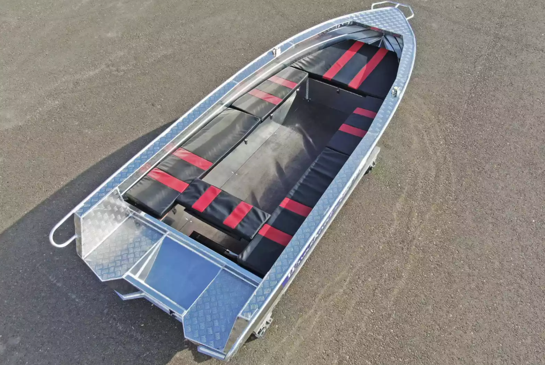 Алюминиевая лодка Wyatboat-390РМ увеличенный борт в Новоуральске
