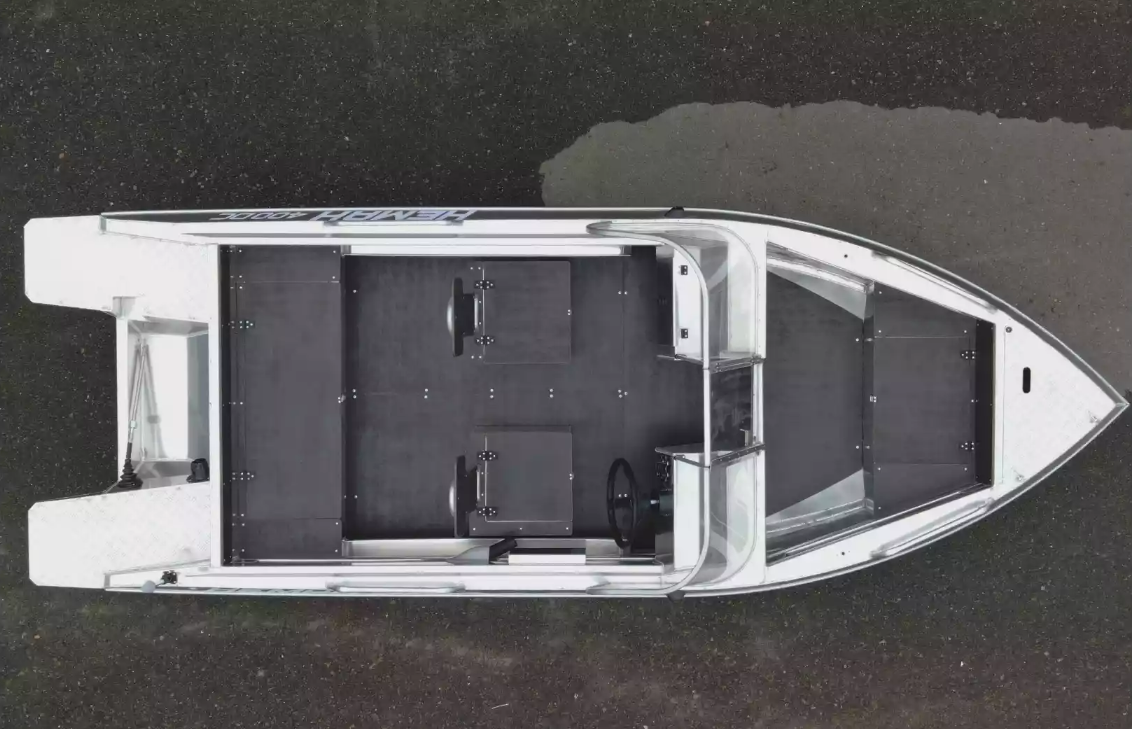 Алюминиевая лодка  Neman-400 DC в Новоуральске