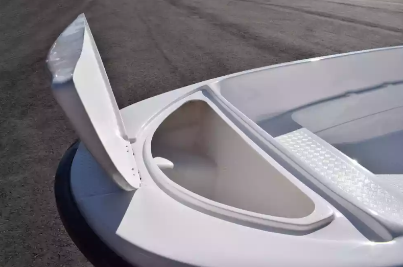 Стеклопластиковая лодка Пингвин (тримаран) в Новоуральске