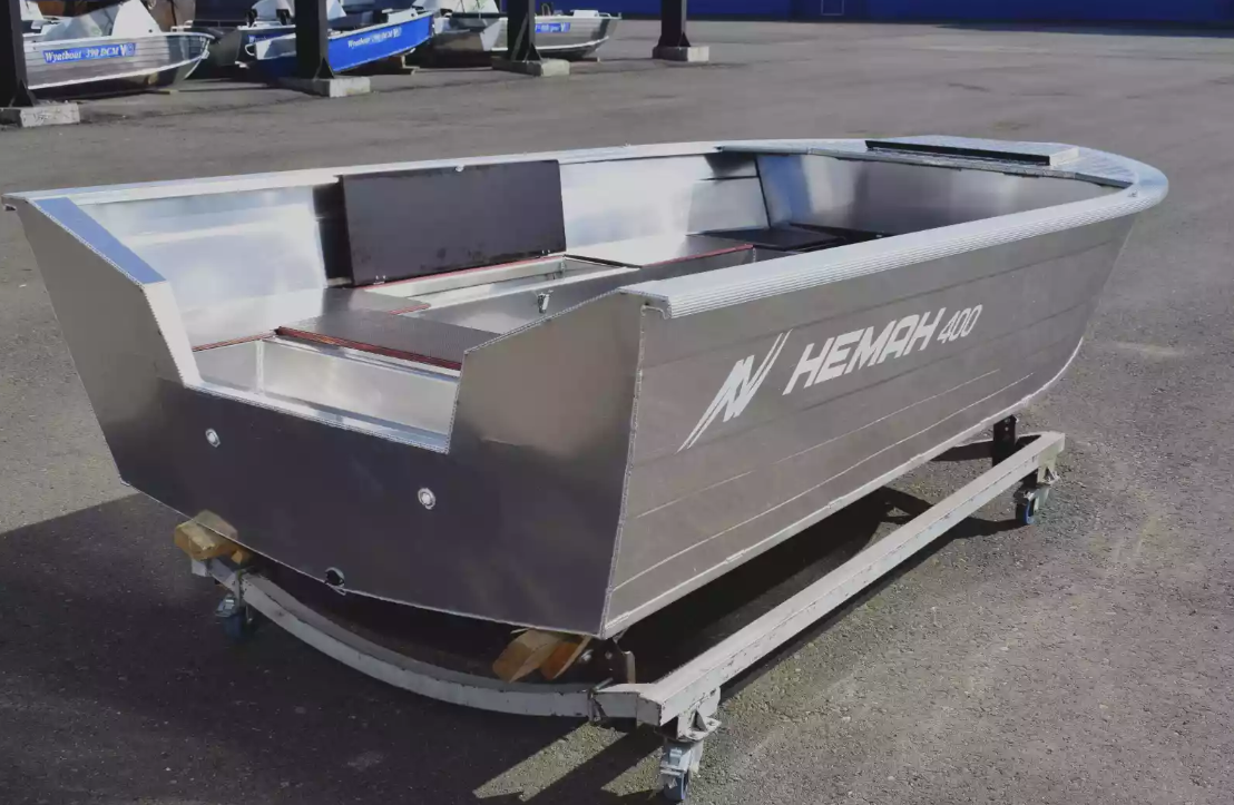 Алюминиевая лодка Неман-400 Р PRO в Новоуральске