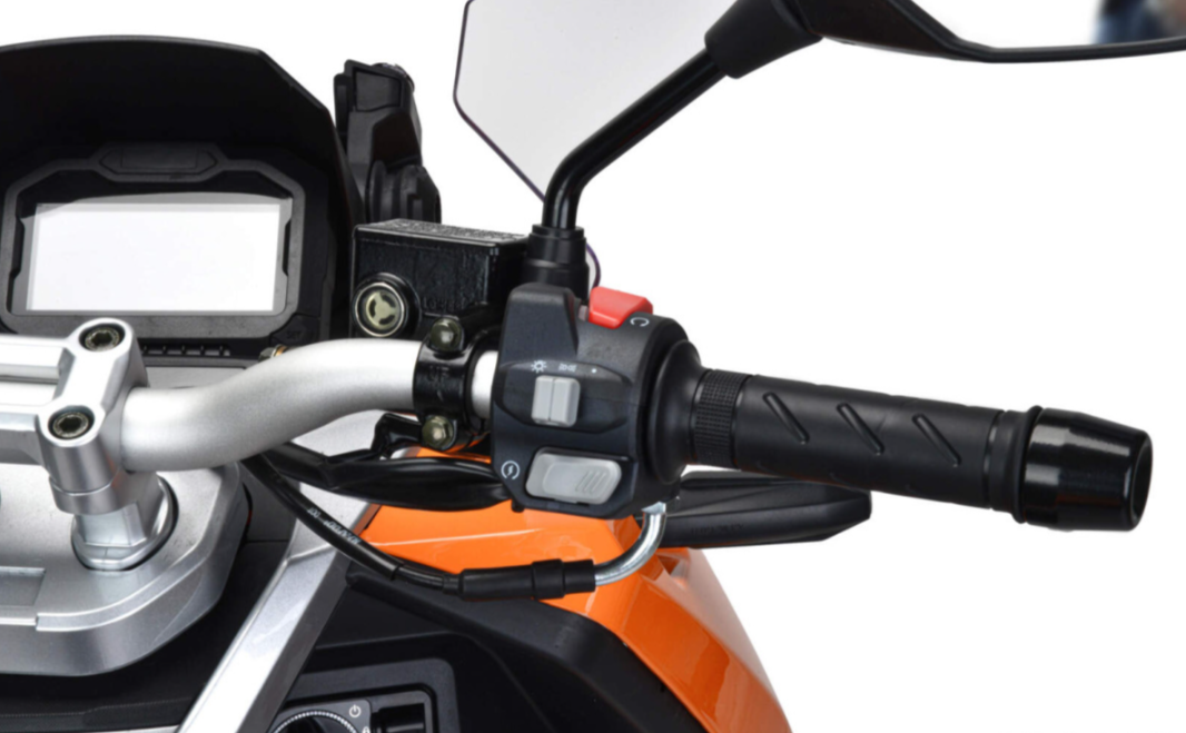 Скутер MOTOLAND (МОТОЛЕНД) T-MAX 150 в Новоуральске