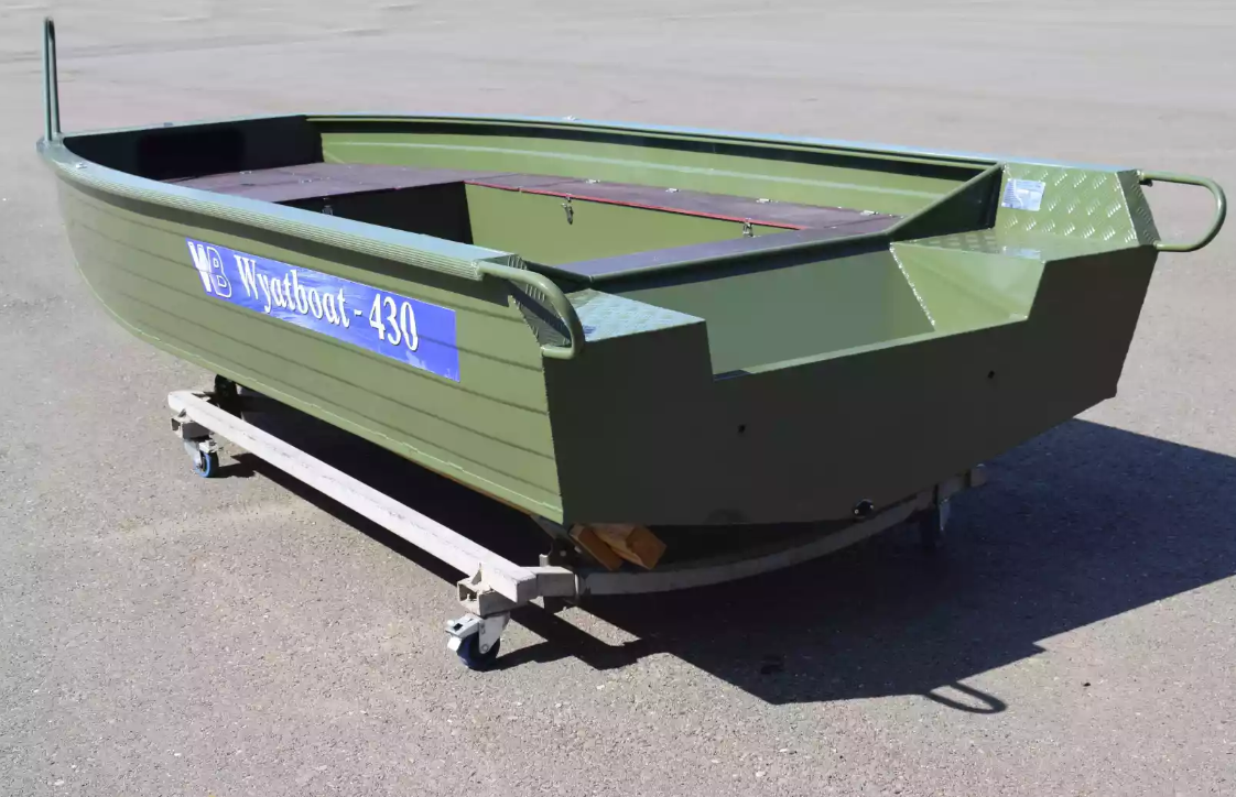 Алюминиевая лодка  Wyatboat-430 Master Fish в Новоуральске