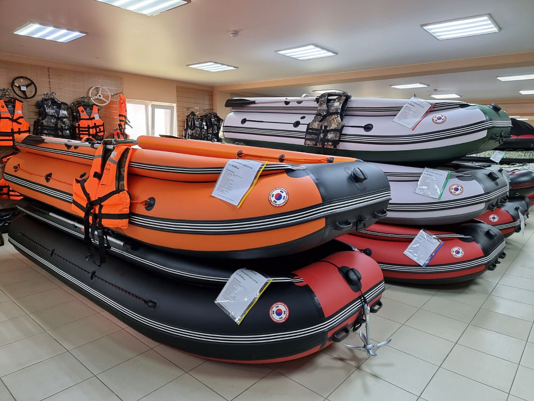 Лодка MISHIMO FAMILY LITE DF 400 в Новоуральске