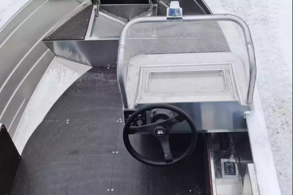 Алюминиевая лодка Неман-400 С в Новоуральске