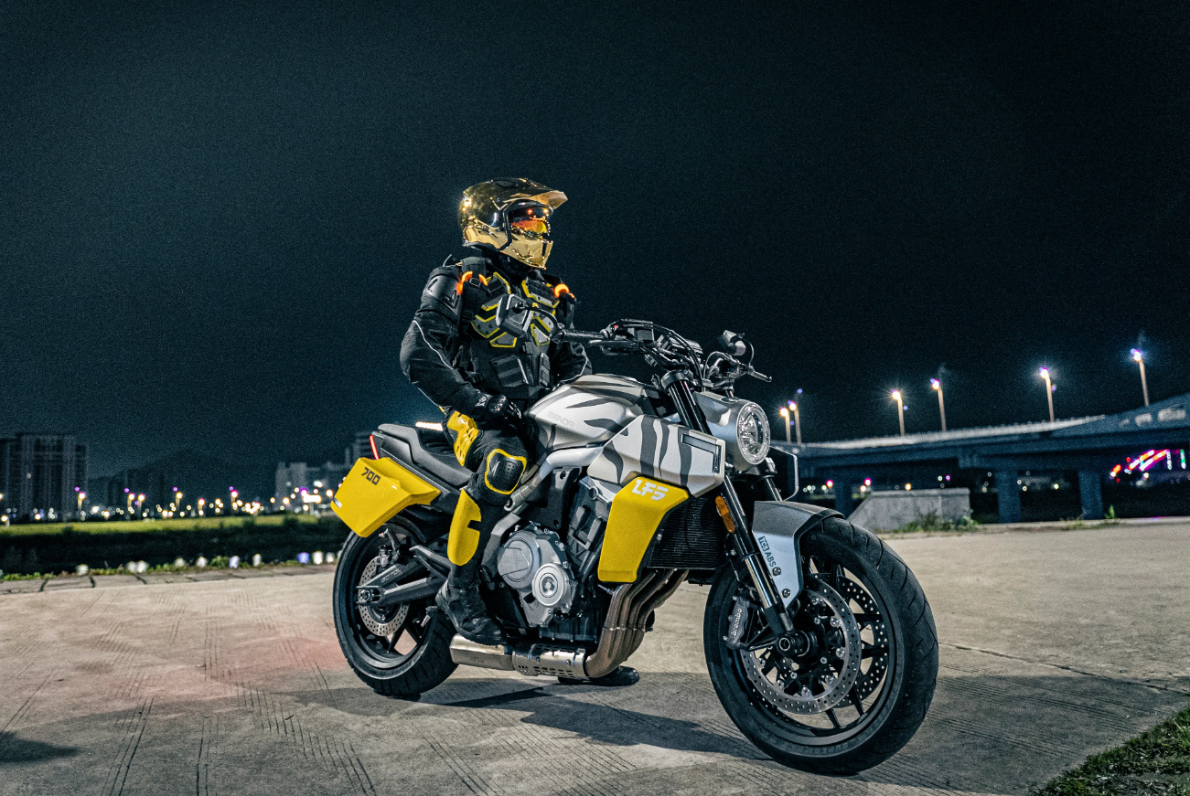 Мотоцикл Benda LFS 700 в Новоуральске