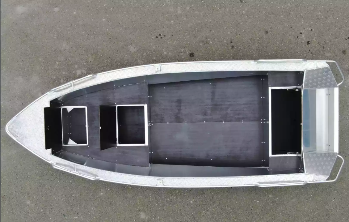 Алюминиевая лодка  Wyatboat-430М FISH в Новоуральске
