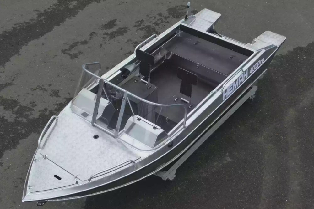 Алюминиевая лодка  Neman-400 PRO в Новоуральске