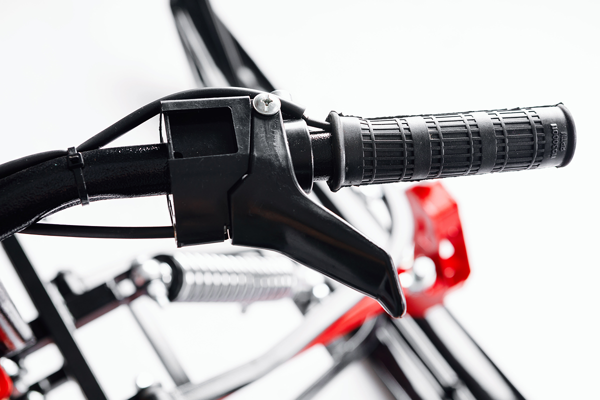 Лыжный модуль IKUDZO с подогревом ручек пластиковые лыжи в Новоуральске