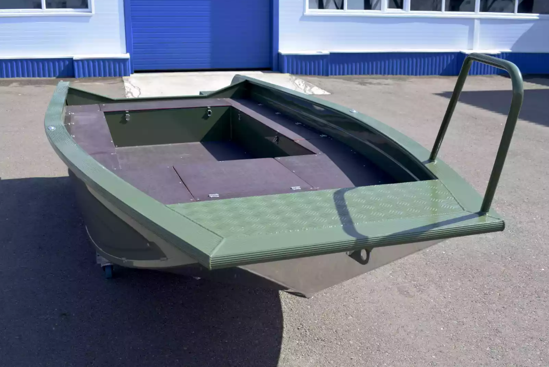 Алюминиевая лодка  Wyatboat-430 Master Fish в Новоуральске
