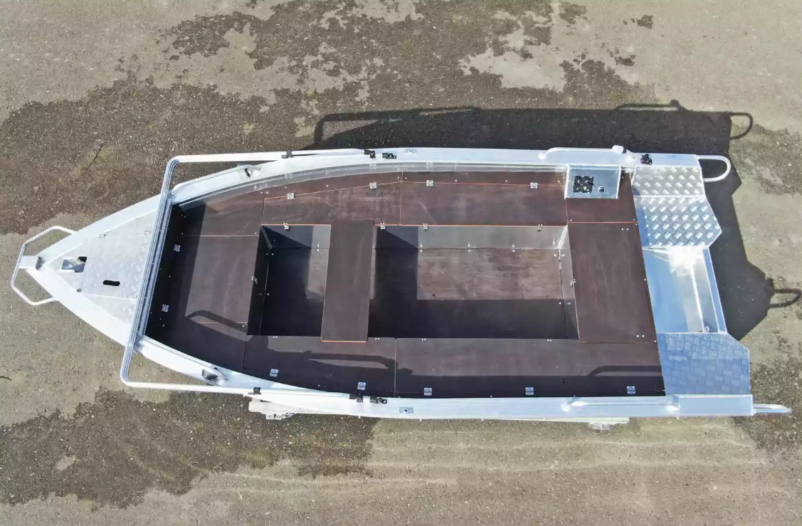Алюминиевая лодка Wyatboat-390РМ в Новоуральске