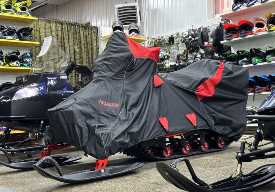 Чехол транспорт. снегохода IKUDZO HUNTER черно-красный Оксфорд ПРЕМИУМ качества с лого IKUDZO в Новоуральске