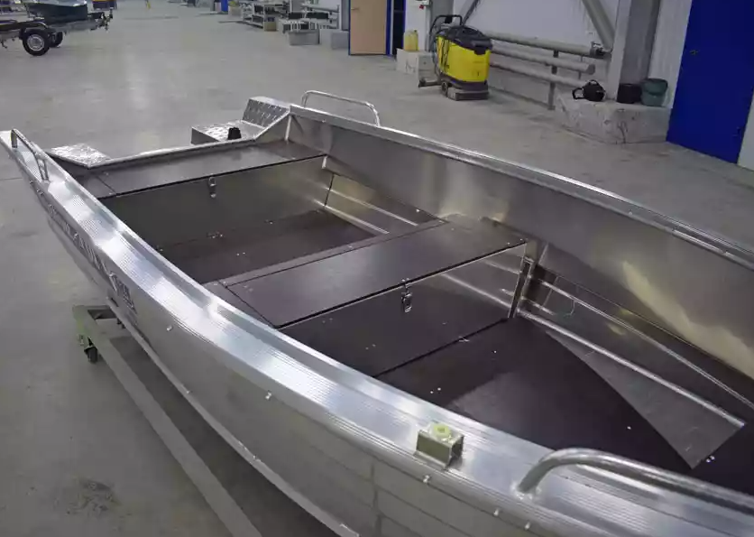 Алюминиевая лодка  Wyatboat-430 Р в Новоуральске