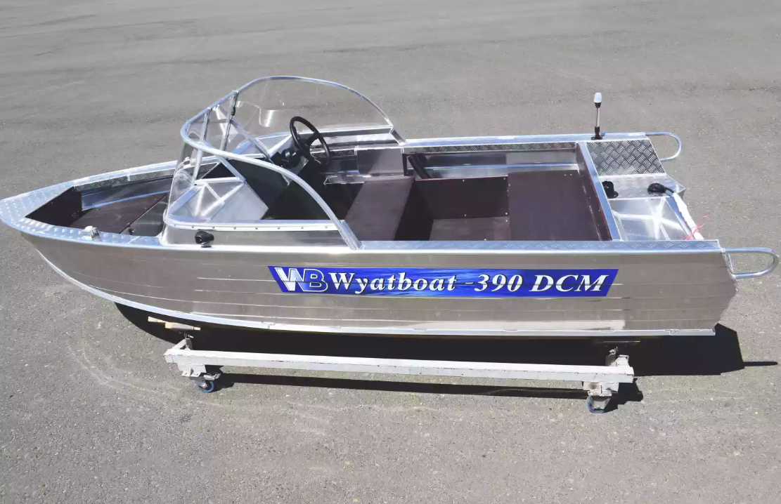 Алюминиевая лодка Wyatboat-390 DCM в Новоуральске