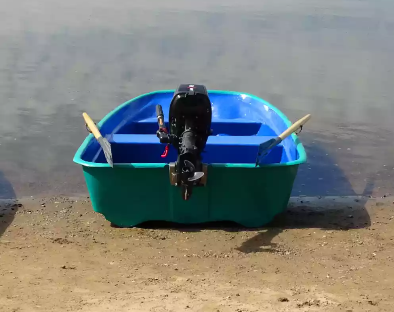 Стеклопластиковая лодка Старт (тримаран) в Новоуральске