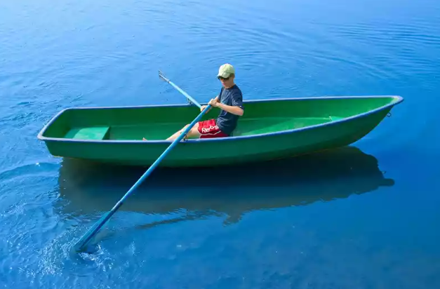 Стеклопластиковая Лодка Голавль в Новоуральске