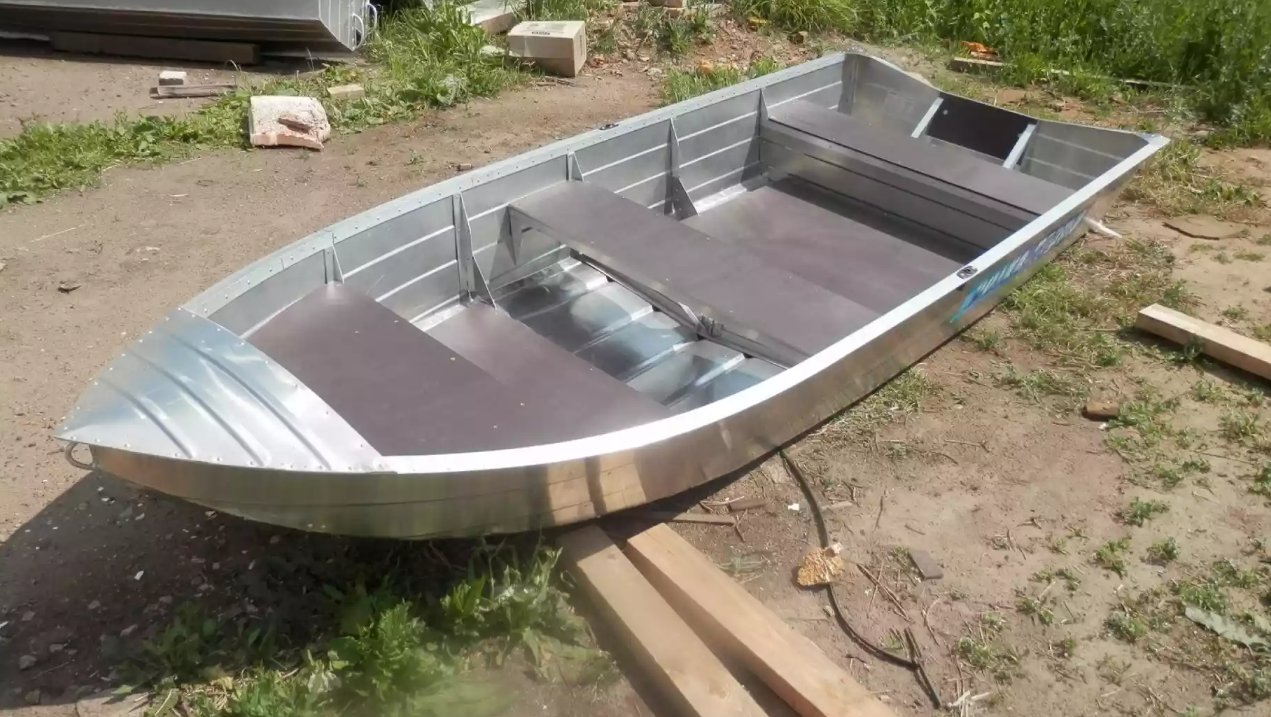 Алюминиевая лодка Вятка-Профи 32 в Новоуральске