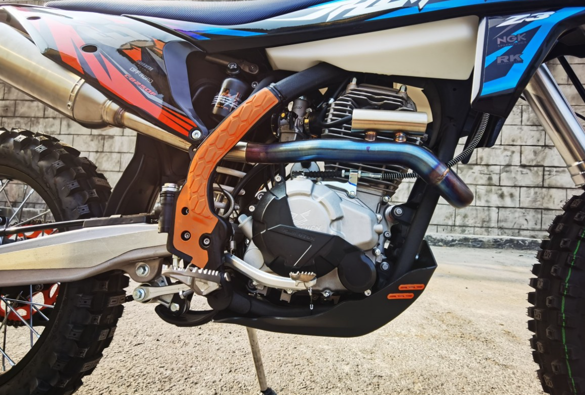 Мотоцикл JHLMOTO JHL Z3 CB250 (172FMM-3A) в Новоуральске