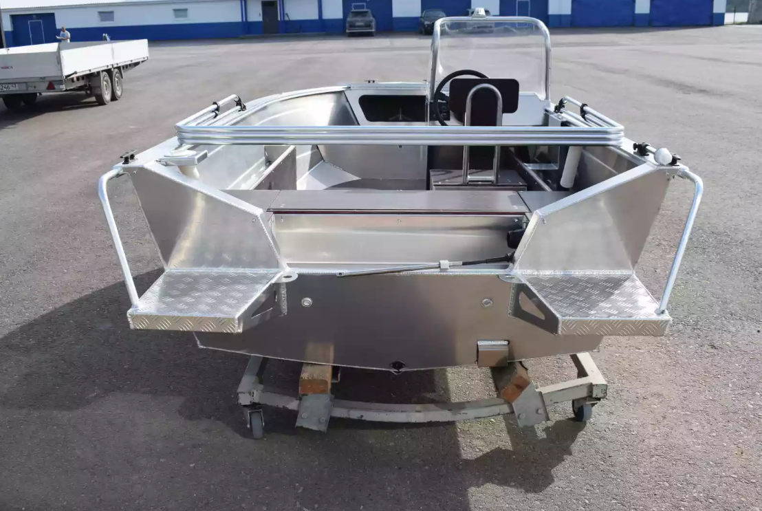 Алюминиевая лодка Неман-400 С в Новоуральске