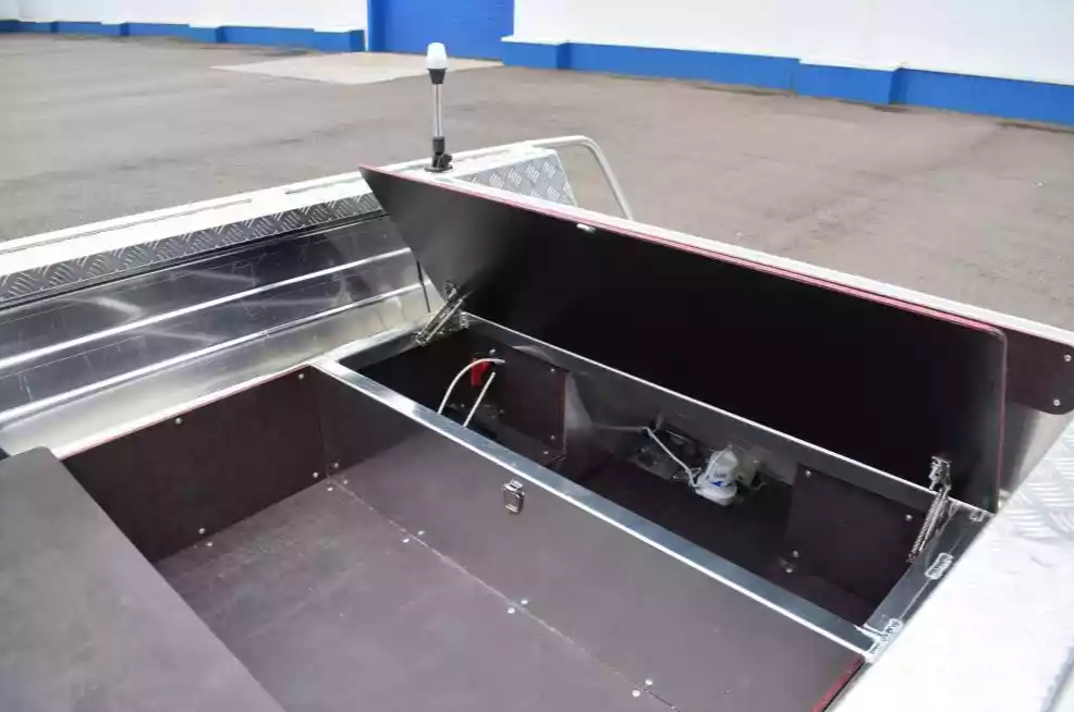 Алюминиевая лодка Wyatboat-390 DCM Увеличенный борт в Новоуральске