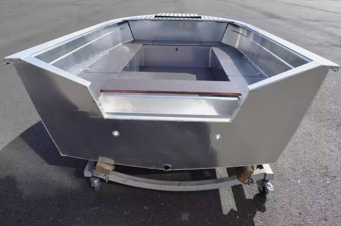 Алюминиевая лодка Неман-400 Р PRO в Новоуральске