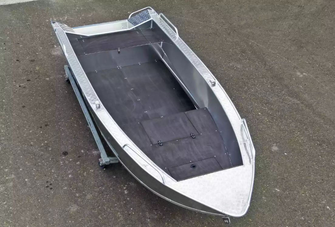 Алюминиевая лодка  Wyatboat-430М FISH в Новоуральске