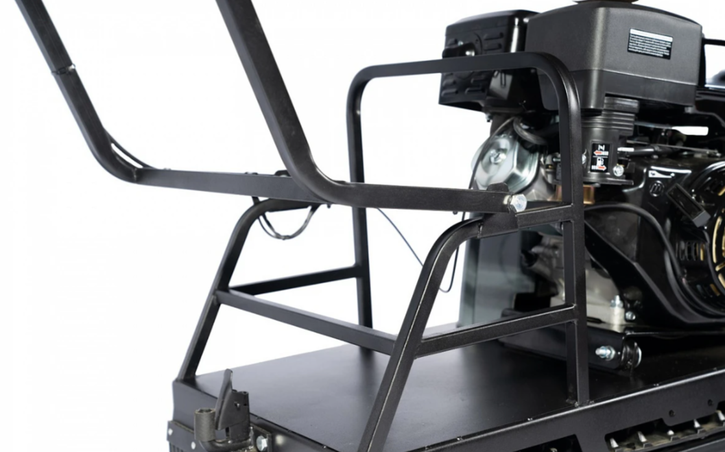 Мотобуксировщик БУРЛАК-M2 LFK 20 л.с. э/с Промысловик в Новоуральске