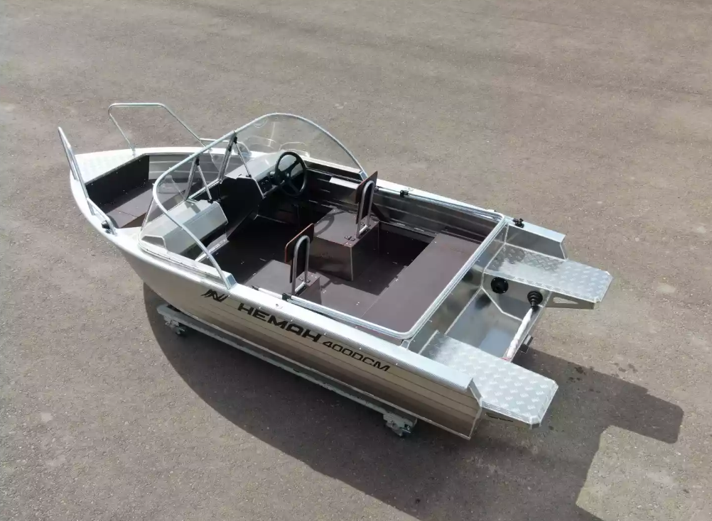 Алюминиевая лодка  Неман-400 DCM NEW в Новоуральске