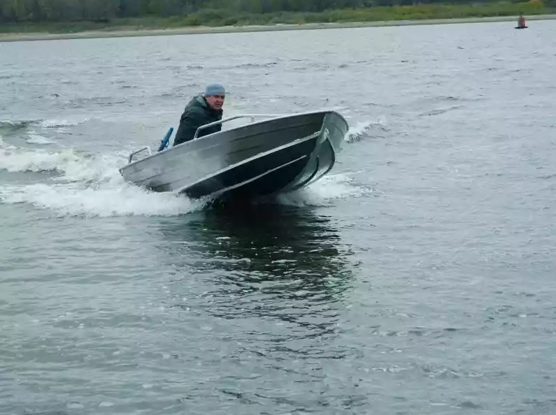 Алюминиевая лодка Wyatboat-390 M в Новоуральске