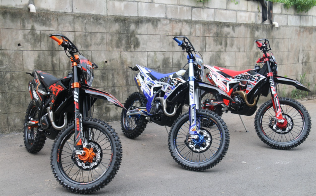 Кроссовый мотоцикл FAIDET NC300S ULTRA KKE в Новоуральске