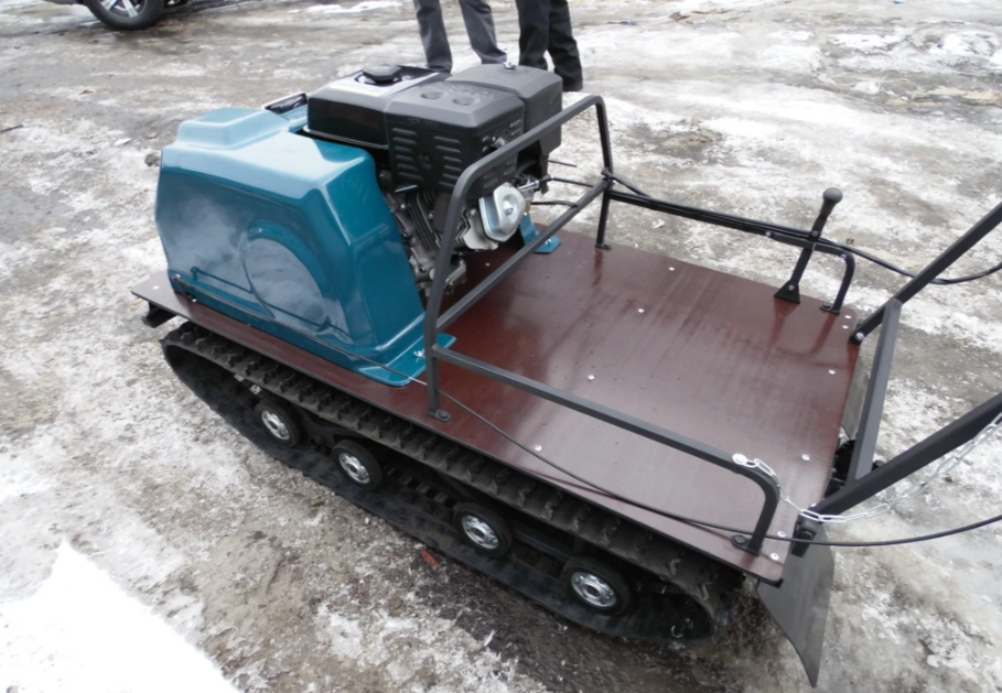 Мотобуксировщик AhtaR LR13 с реверс-вариатором Буран (задний ход) в Новоуральске