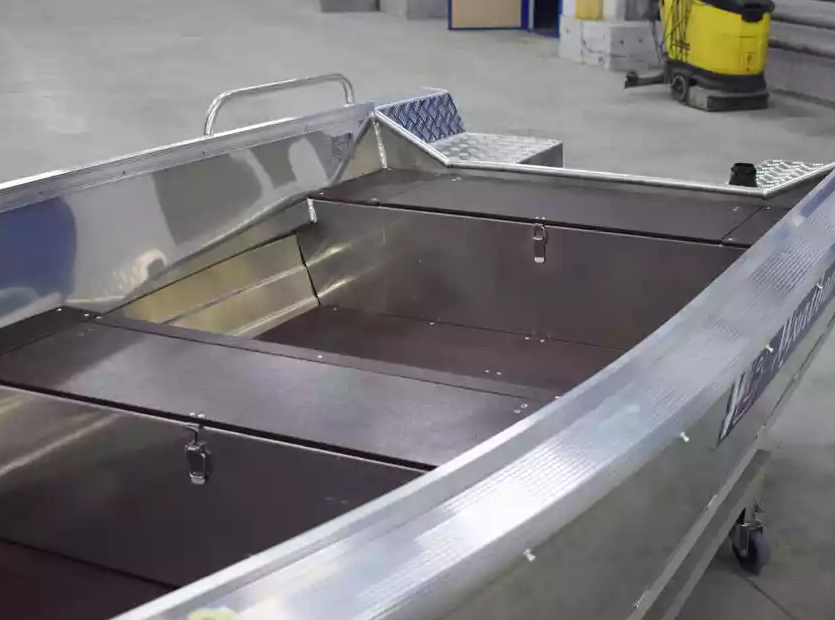 Алюминиевая лодка  Wyatboat-430 Р в Новоуральске