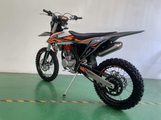 Мотоцикл JHLMOTO JHL LX4 CB300RL (175FMN) в Новоуральске