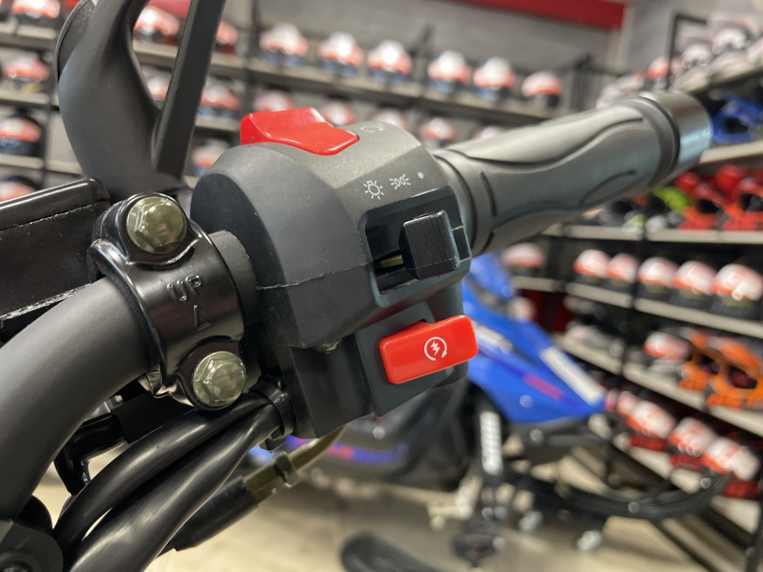 Мопед PROMAX CB150R (49) в Новоуральске