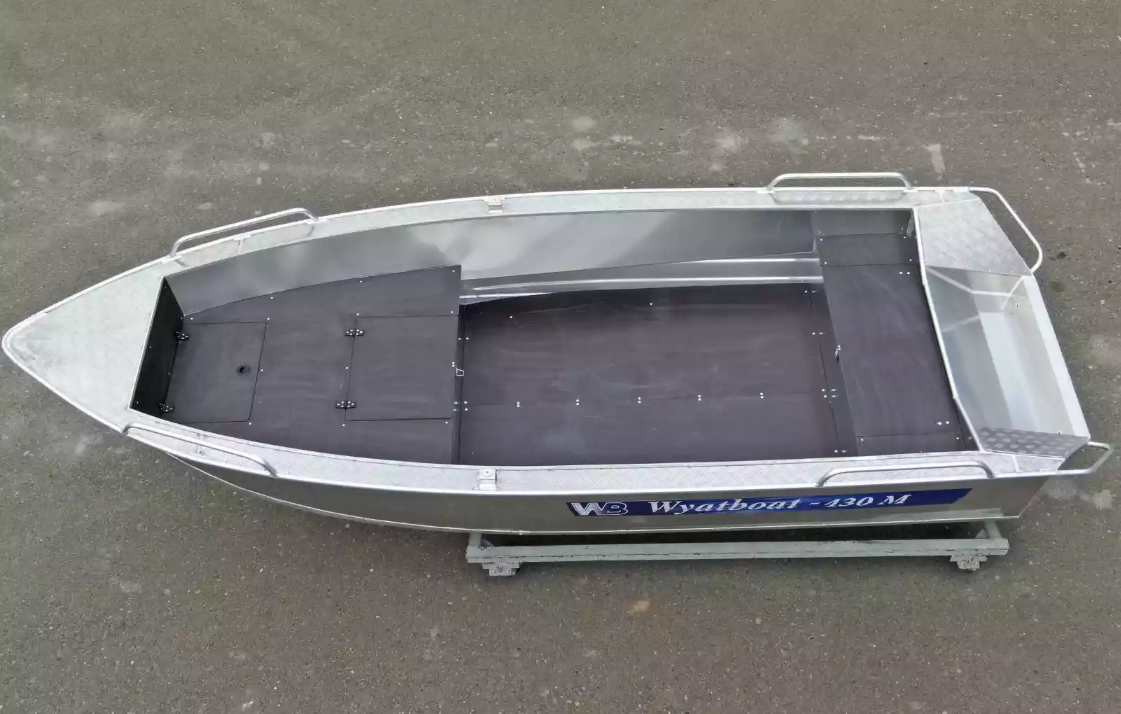 Алюминиевая лодка  Wyatboat-430М FISH в Новоуральске