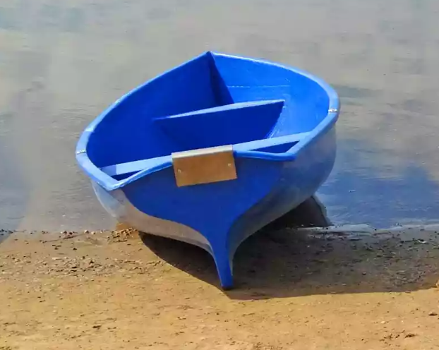 Стеклопластиковая лодка Омуль в Новоуральске