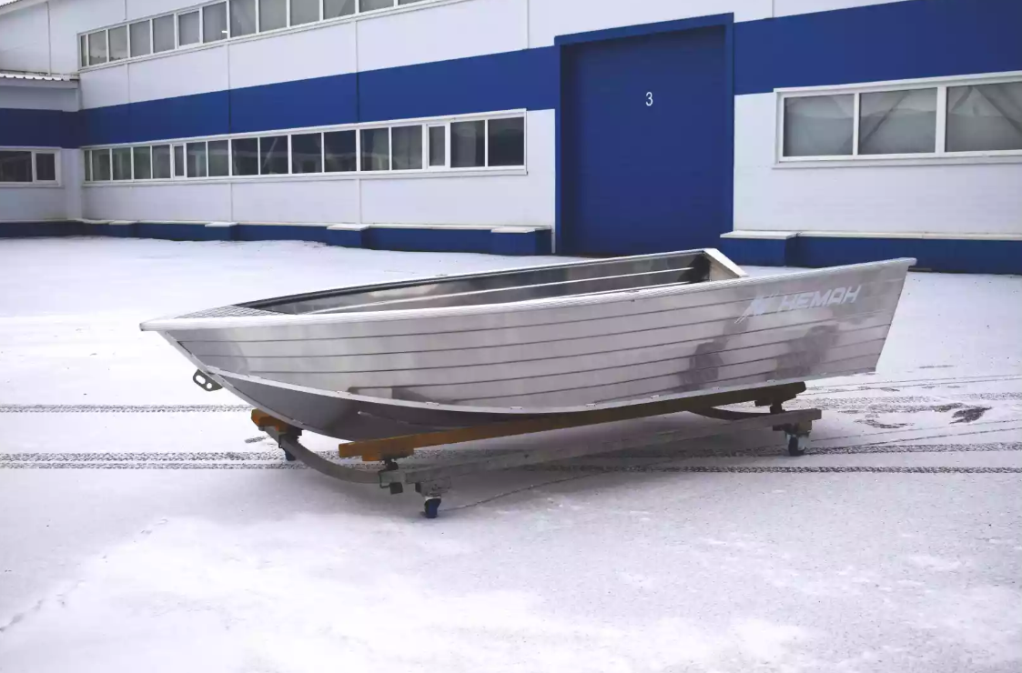 Алюминиевая лодка Неман-400 в Новоуральске