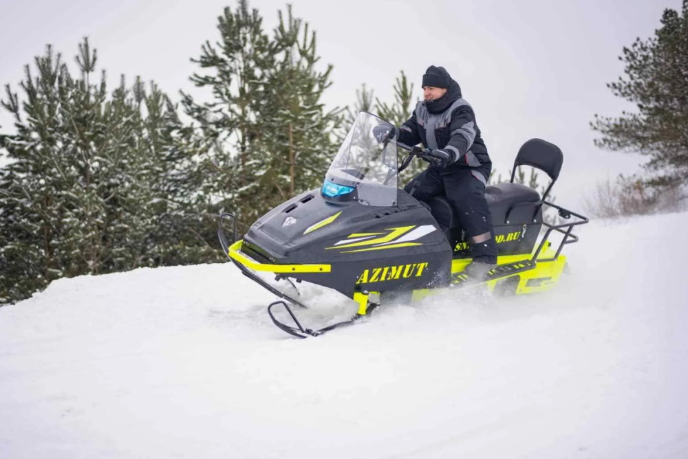 Миниснегоход Бурлак Азимут 24 л.с. , эл.запуск, реверс, тормоз гидравл, капот черный в Новоуральске