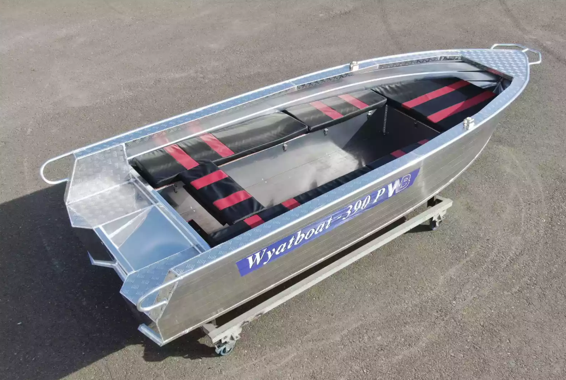 Алюминиевая лодка Wyatboat-390РМ увеличенный борт в Новоуральске