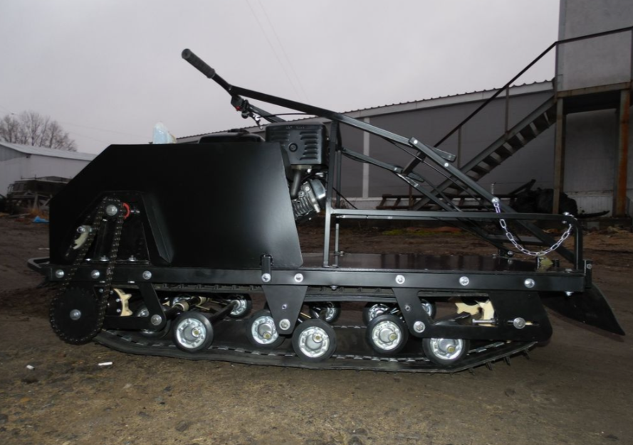 Мотобуксировщик AhtaR Зима 15 л/с с вариатором в Новоуральске