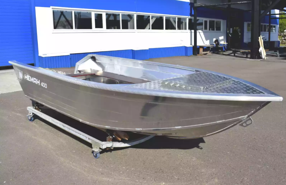 Алюминиевая лодка Неман-400 Р PRO в Новоуральске