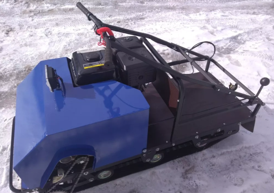 Мотобуксировщик AhtaR ЗИМА с реверсом (задний ход) в Новоуральске