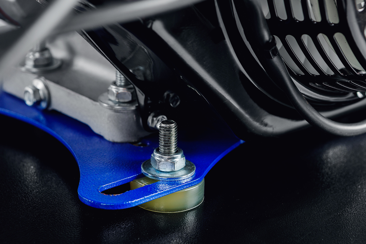 МОТОБУКСИРОВЩИК IKUDZO LONG 2.0 1700/500 EKR15 в Новоуральске