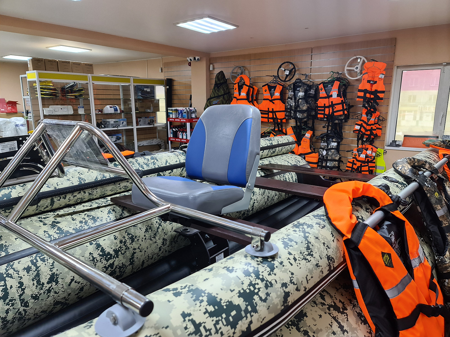 КРЕСЛО МЯГКОЕ РАСКЛАДНОЕ С ПОВОРОТНЫМ МЕХАНИЗМОМ ДЛЯ ЛОДОК в Новоуральске