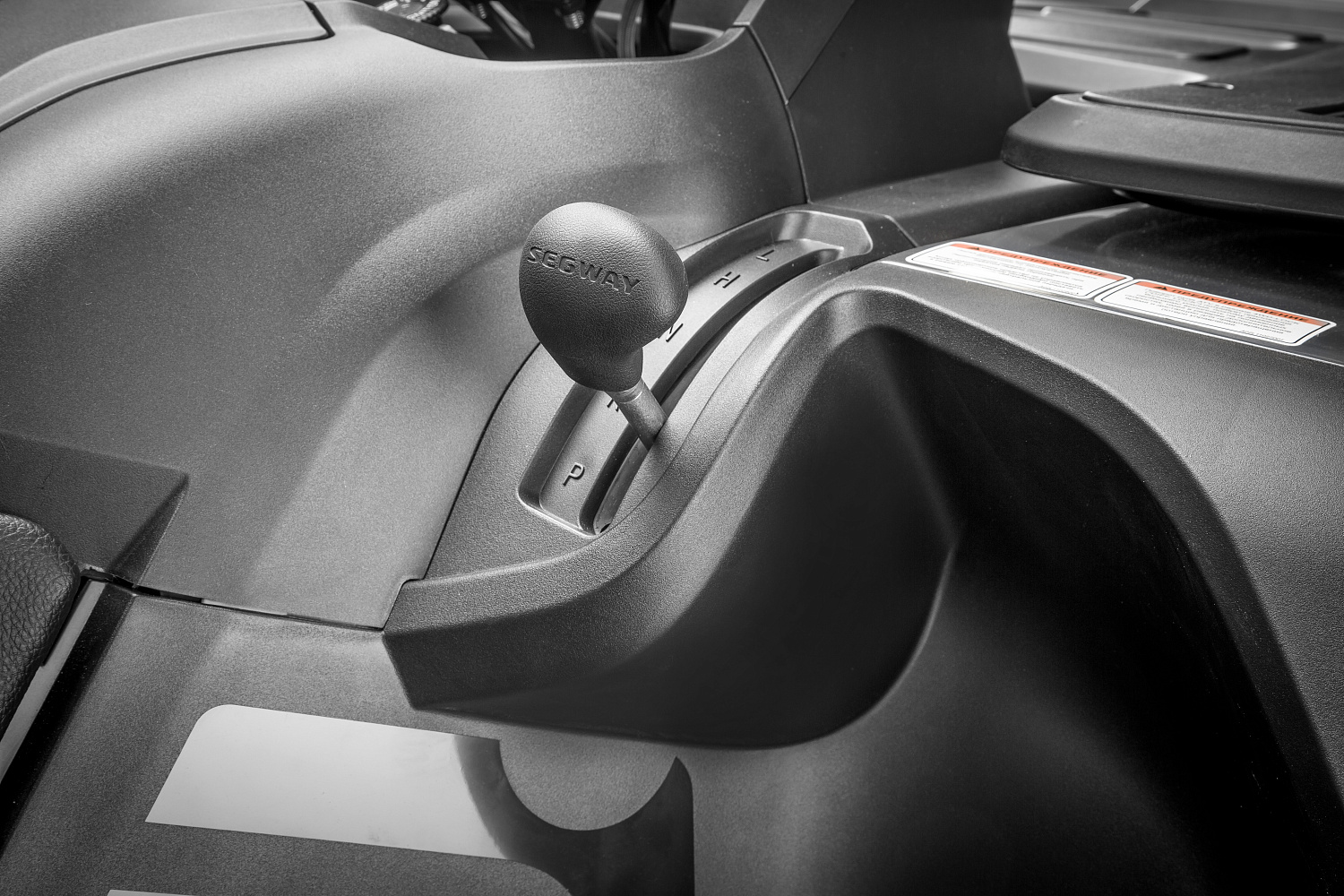  Квадроцикл Segway SNARLER AT6 LE в Новоуральске