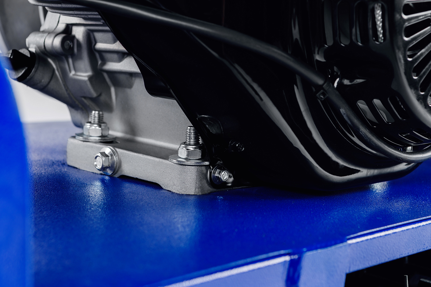 Мотобуксировщик SNOW DOG 17 с эл. запуском (DINKING) в Новоуральске