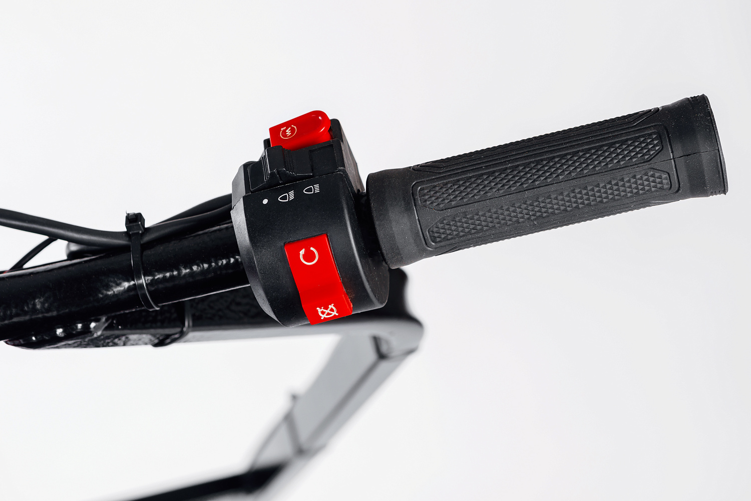 МОТОБУКСИРОВЩИК IKUDZO LONG 2.0 1700/500 EKR15 в Новоуральске