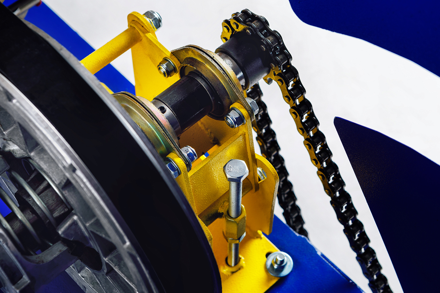 МОТОБУКСИРОВЩИК SNOW DOG 15 л.с. в Новоуральске